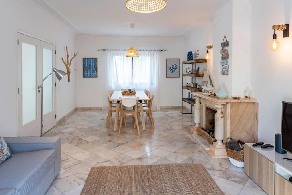 Vita Portucale ! Nook Beach Apartments Costa da Caparica Exterior photo